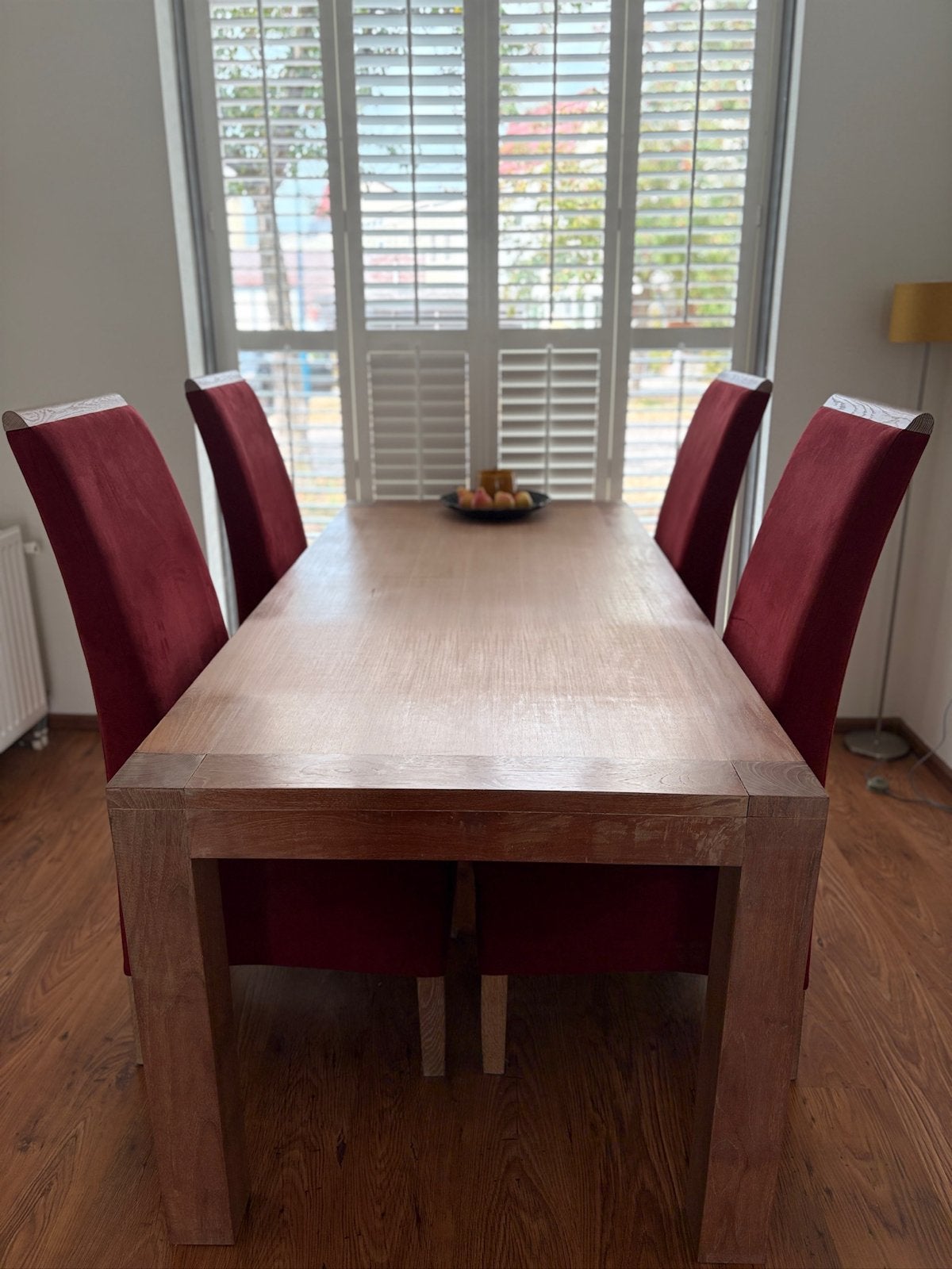 Eettafel met 4 stoelen - Licht eikenhout whitewash, Ophalen, Gebruikt, Eikenhout, 50 tot 100 cm