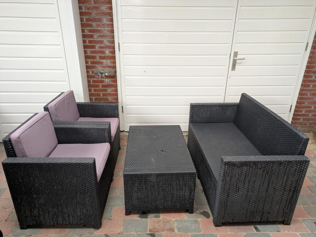 Allibert loungeset met kleine beschadigingen, Ophalen, 4 zitplaatsen, Kunststof, Gebruikt