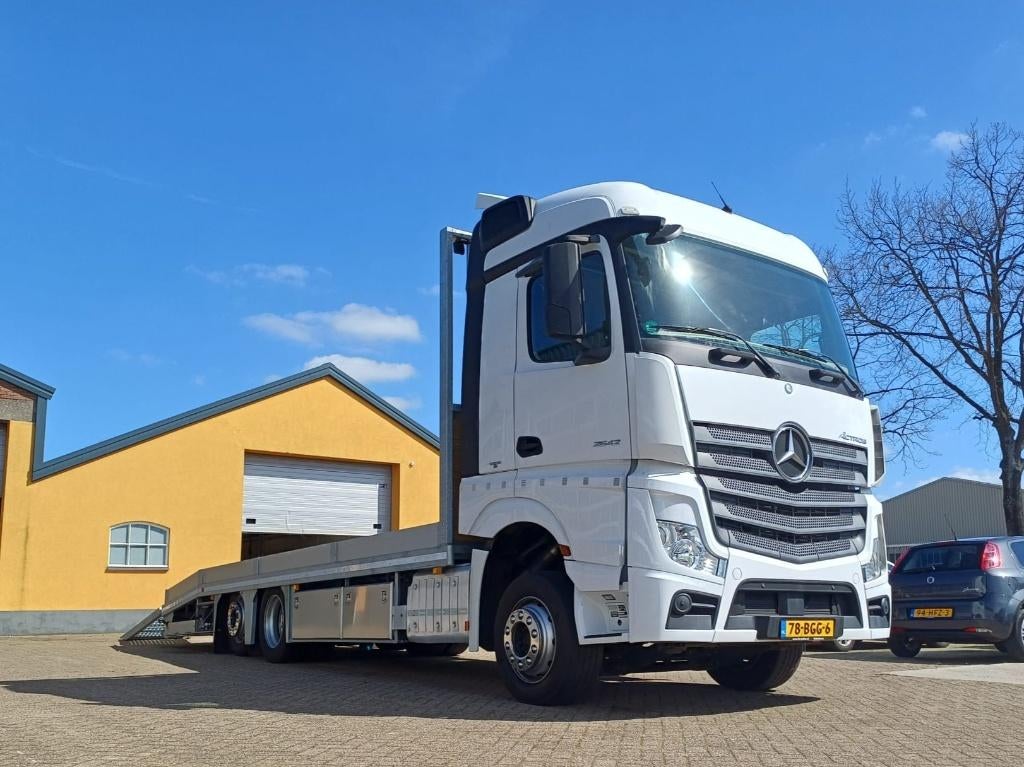 Mercedes Actros oprijauto Euro 6 6x2, Automaat, Euro 6, Wit, Mercedes-Benz