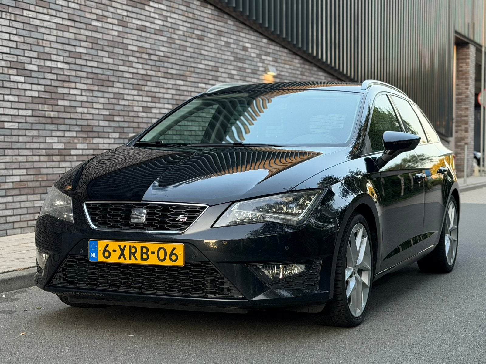 Seat Leon ST 1.4 TSI FR Zwart | VEEL OPTIES | TOP ONDERHOUD, Auto's, Seat, Voorwielaandrijving, Zwart, 4 cilinders, 150 pk