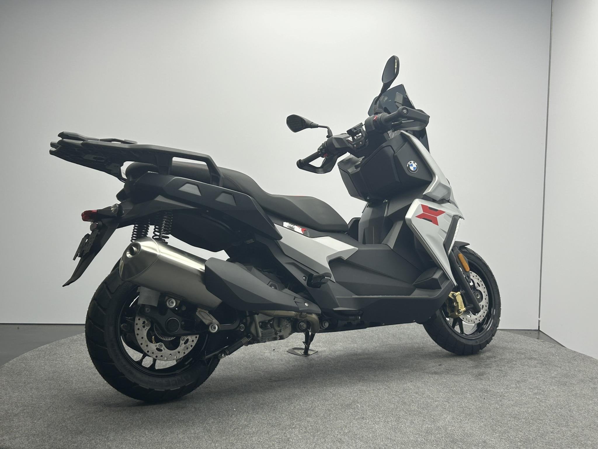 BMW C 400 X Innovations Package, Einsteinlaan 5
2289 CC  Rijswijk, NL, Scooter, Nieuw, Automaat