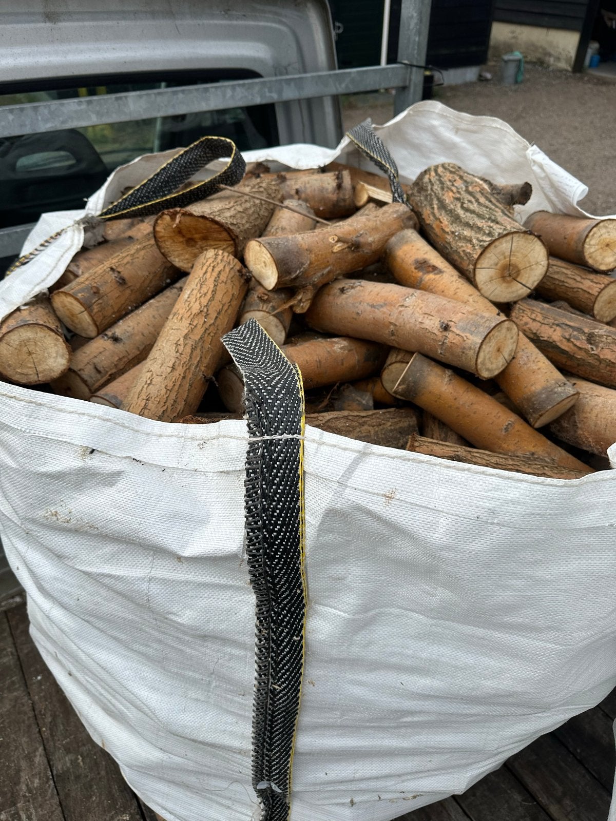 Big bag wilgenhout - brandhout, Tuin en Terras, Haardhout, Minder dan 3 m³, Ophalen, Overige houtsoorten, Blokken