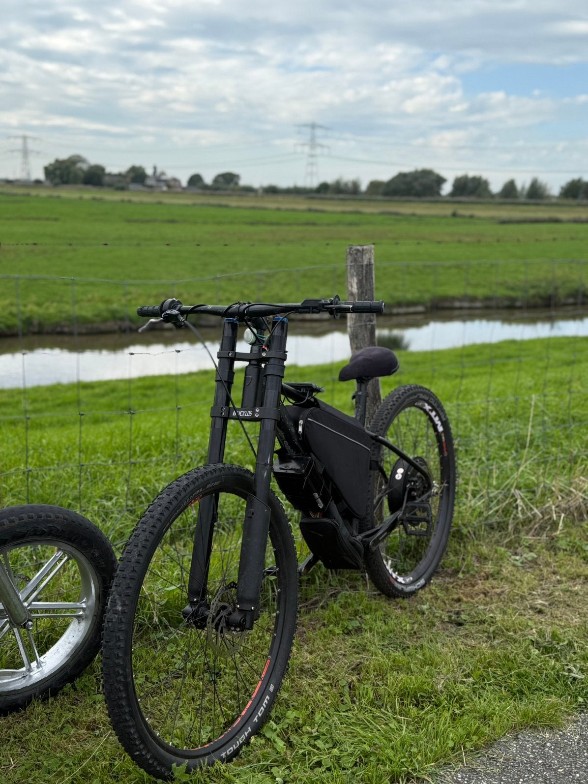 Conversion kitt 3kw 72v 30Ah, Fietsen en Brommers, Hardtail, Ophalen of Verzenden, Zo goed als nieuw, Schijfrem