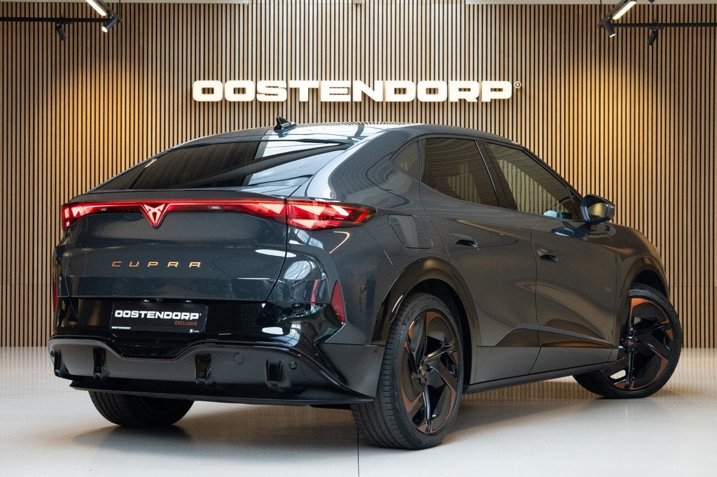 CUPRA Tavascan 286pk Adrenaline 82 kWh|2025|Panoramadak|Senn, Achterwielaandrijving, Gebruikt, Zwart, SUV of Terreinwagen