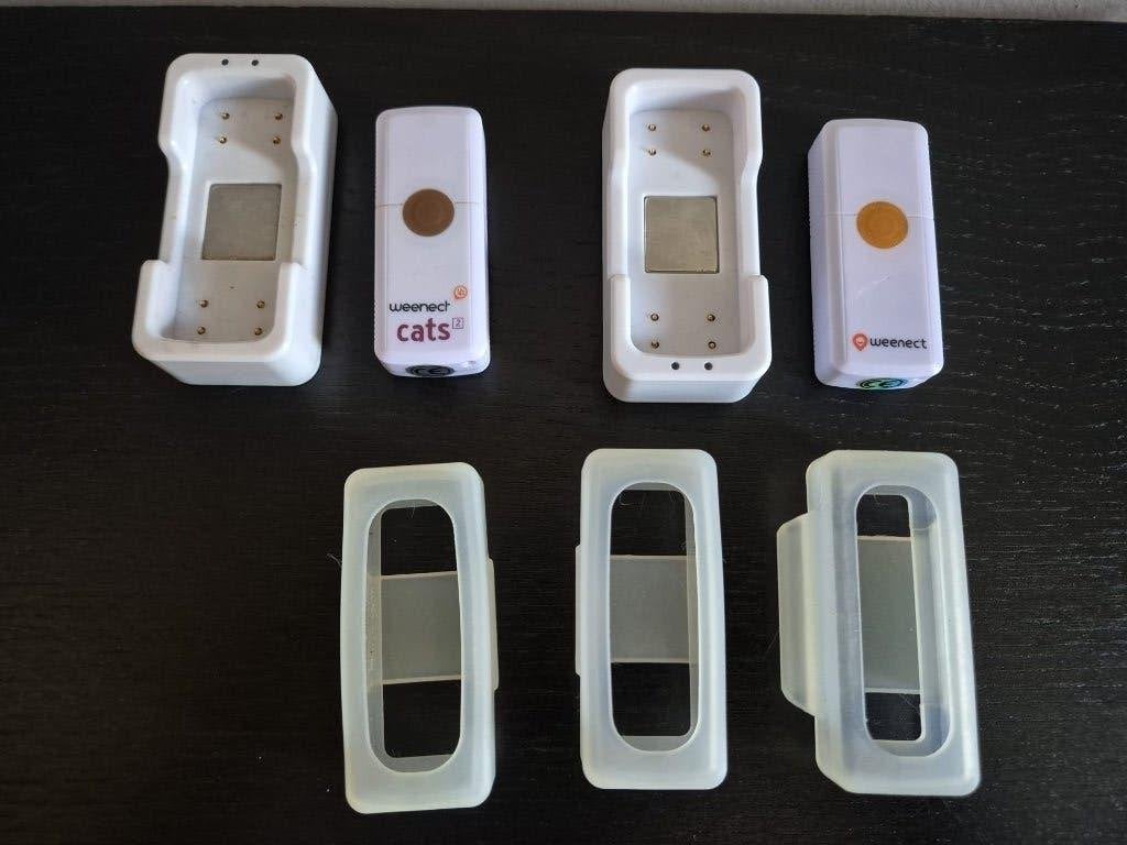 2X Weenact voor katten, met hoesjes en opladers, Ophalen of Verzenden