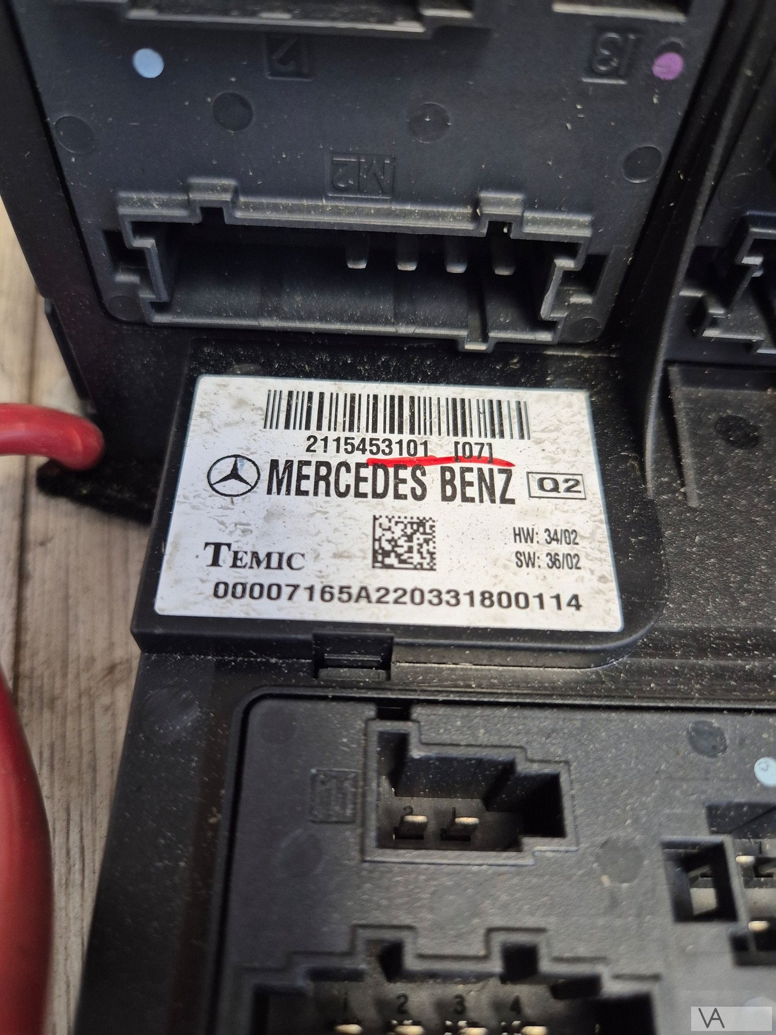 Zekeringkast SAM voorzijde Mercedes E klasse W211 2115453101, Gebruikt, -, Ophalen of Verzenden, -