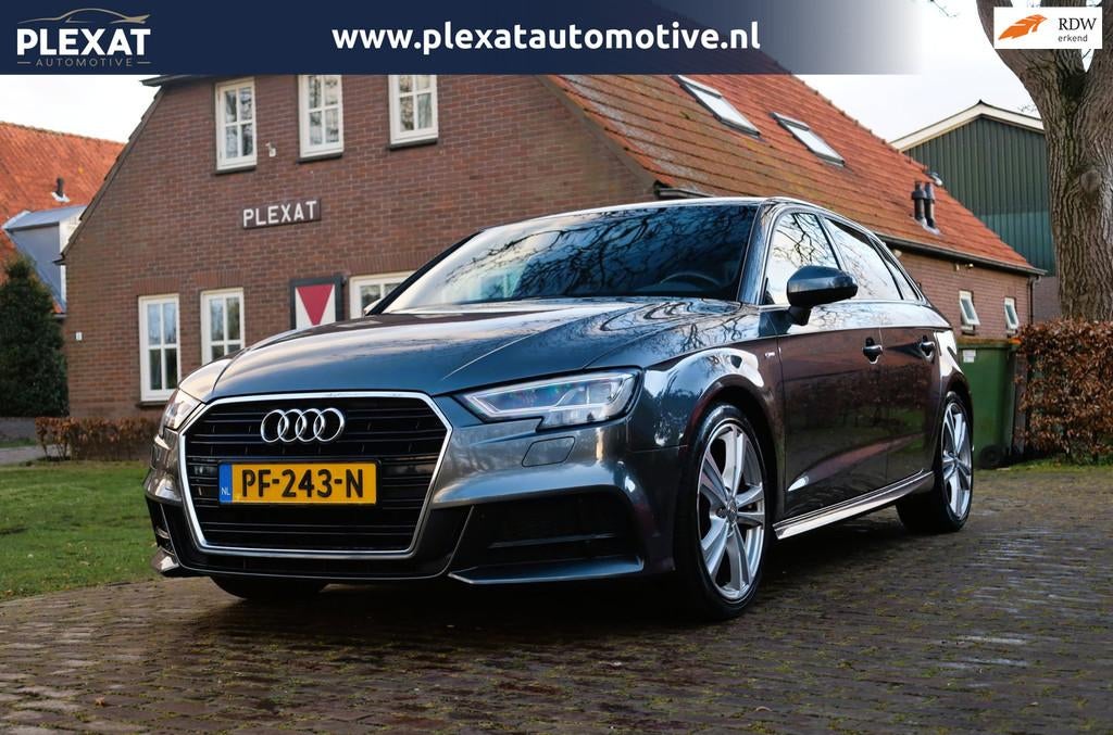 Audi A3 Sportback 1.4 TFSI CoD Sport S Line Edition | 2x S-l, Gebruikt, 4 cilinders, 150 pk, Leder en Stof