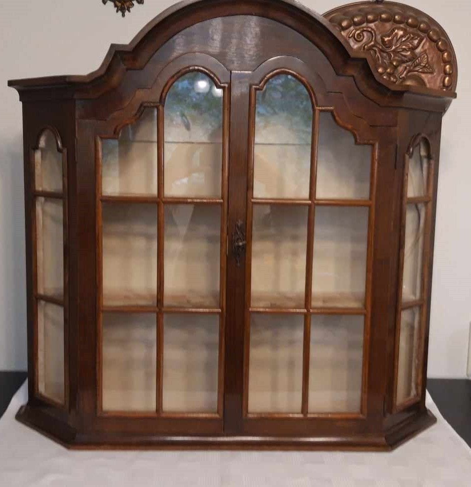 Oud wand(hang-) kabinet met vleugeldeurtjes., Antiek en Kunst, Ophalen