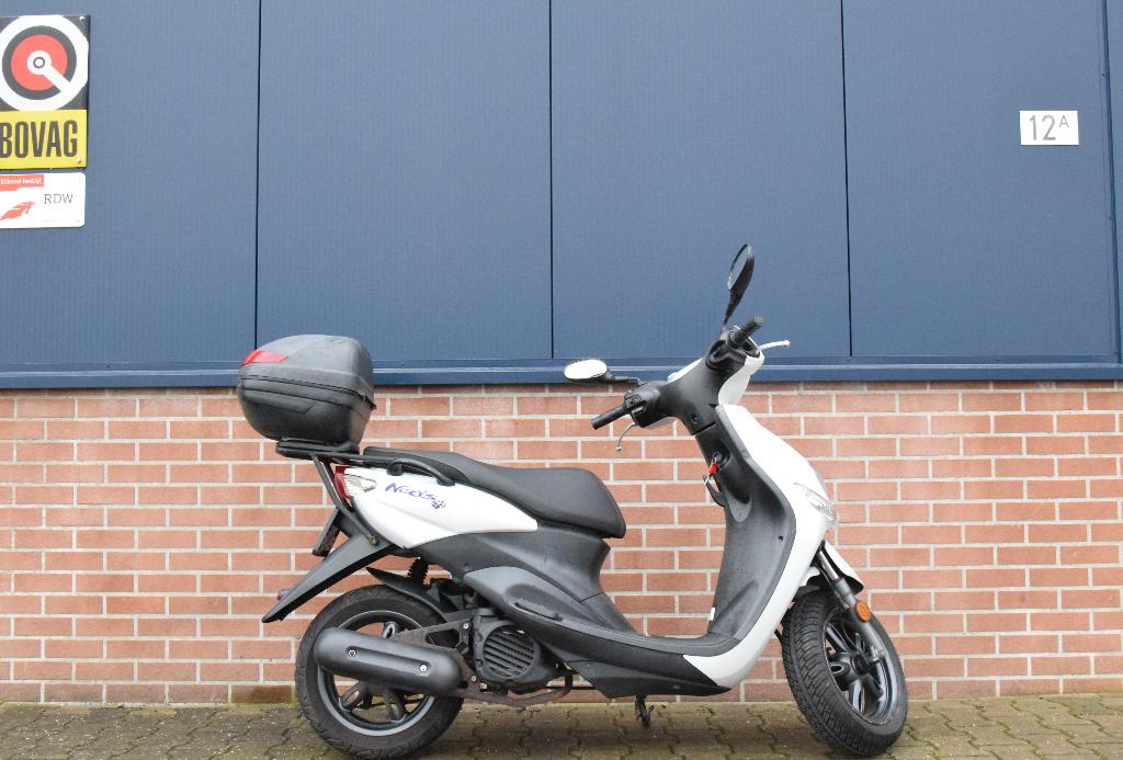Yamaha Neo's 4T 3V E3, Fietsen en Brommers, Scooters | Yamaha, Ophalen, Gebruikt, Maximaal 45 km/u, Benzine