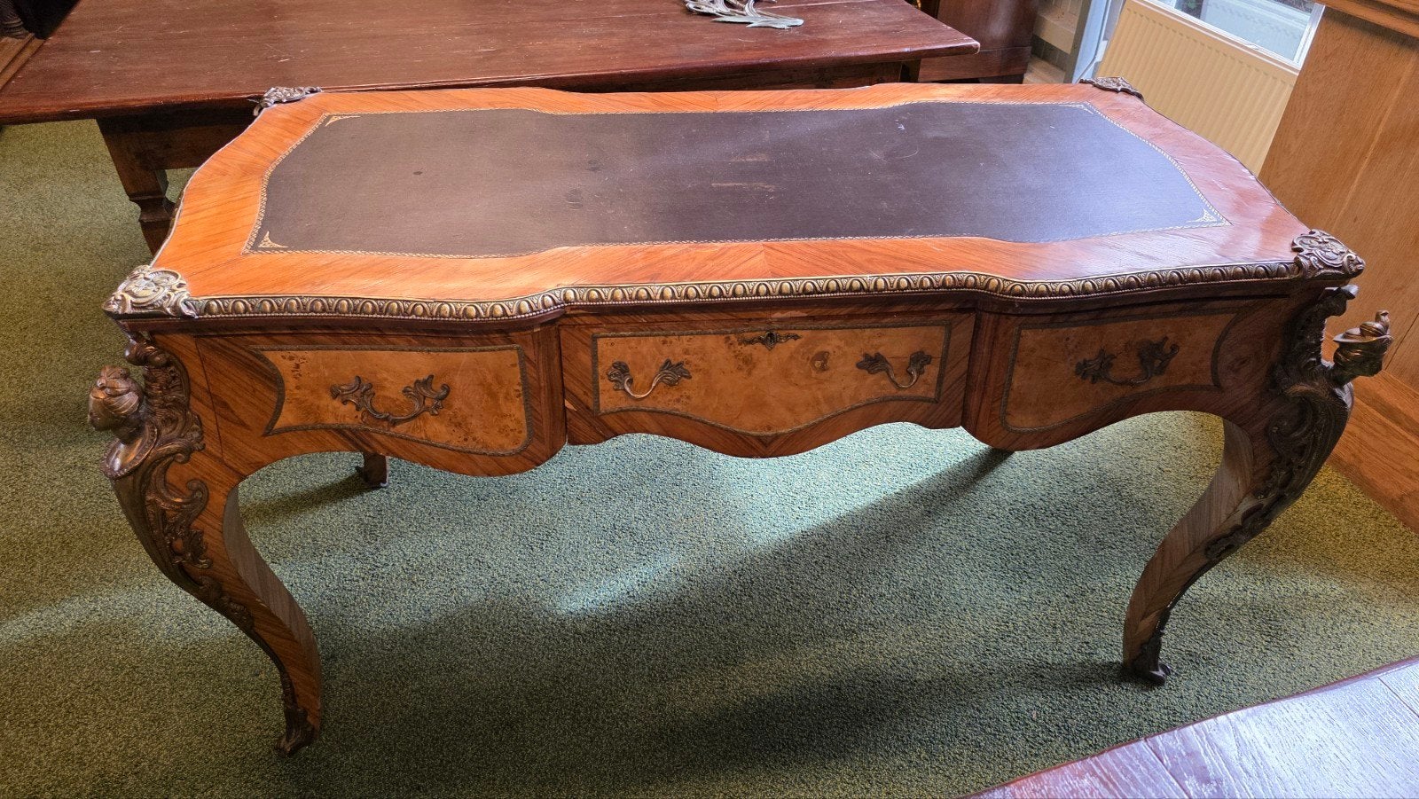 louis VXI schrijftafel, Ophalen