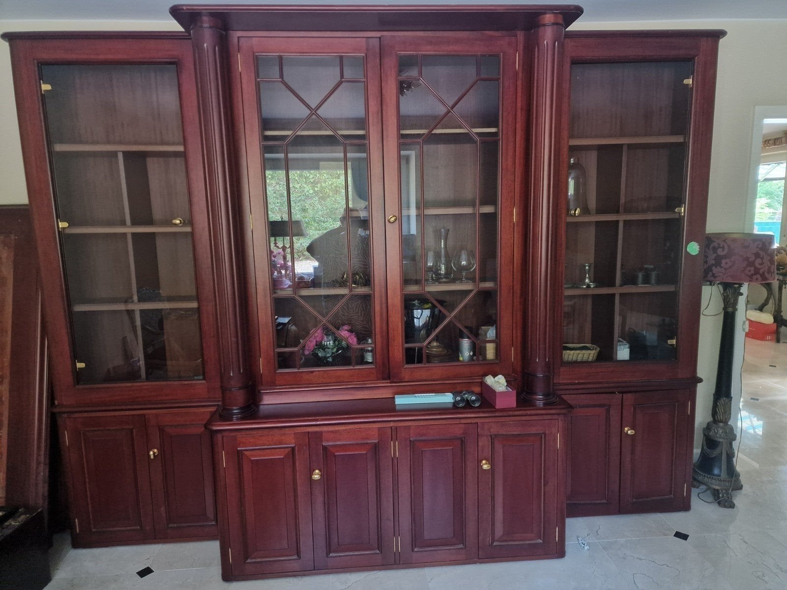 Prachtige Engelse mahonie boekenkast met veel opbergruimte, Huis en Inrichting, Ophalen, 200 cm of meer, 25 tot 50 cm, Overige houtsoorten