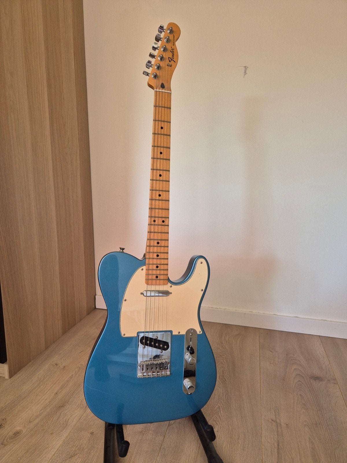 Fender Standard Telecaster MIM - Lake Placid Blue – Maple, Ophalen, Gebruikt, Solid body, Fender