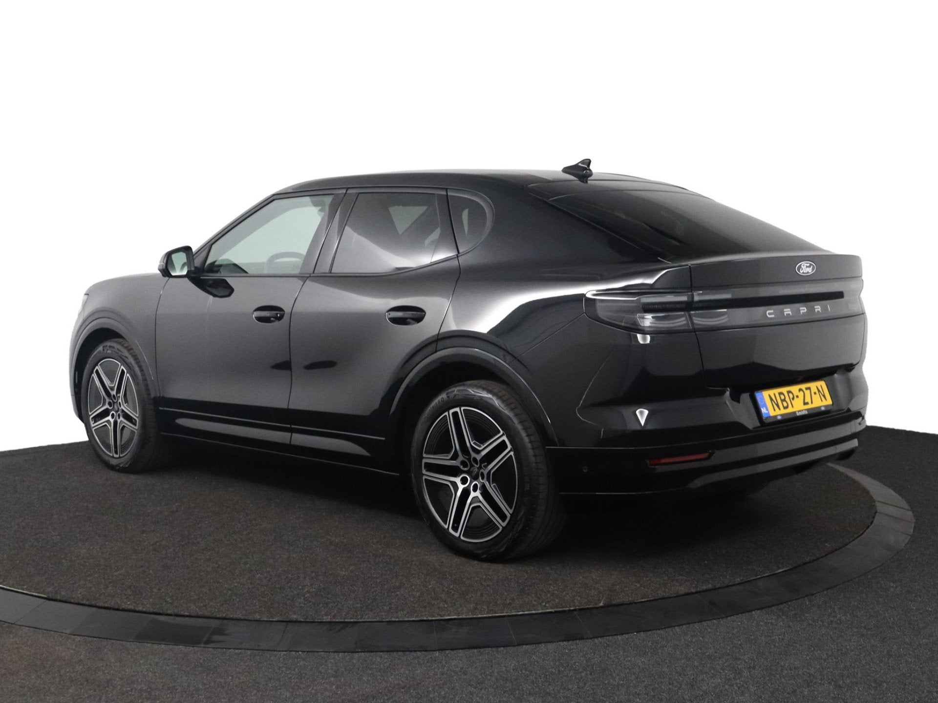 Ford Capri Premium Standard Range RWD 52 kWh | Warmte pomp |, Auto's, Dealer onderhouden, Achterwielaandrijving, Gebruikt, 190 pk