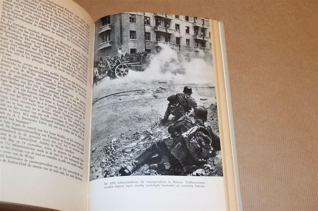 Operatie Barbarossa [1964] — Met Originele Foto\'s & Kaarten, Boeken, Ophalen of Verzenden, Tweede Wereldoorlog, Gelezen, Overige onderwerpen