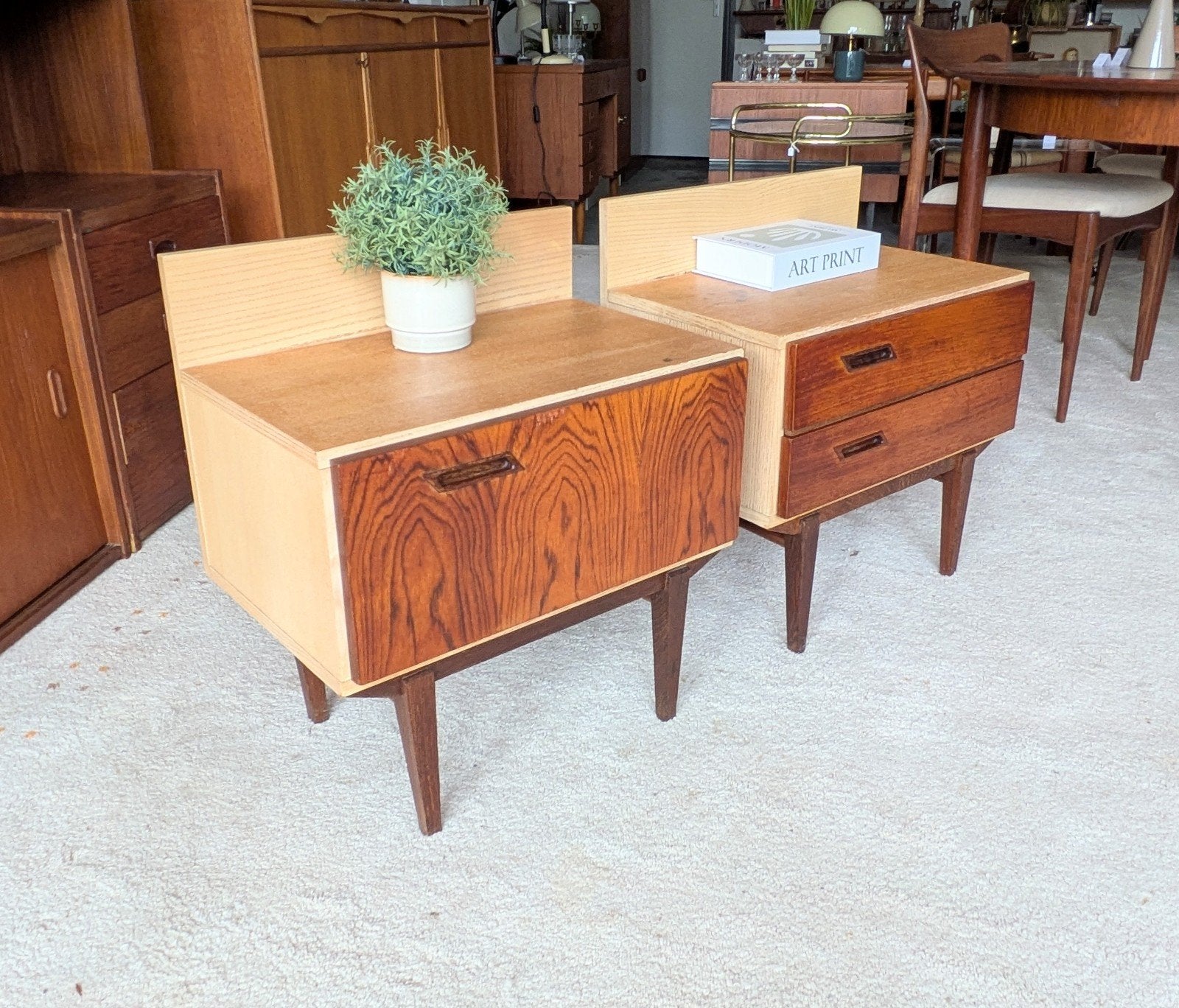 Set van 2 vintage retro nachtkastjes, Ophalen, ., Zo goed als nieuw, .