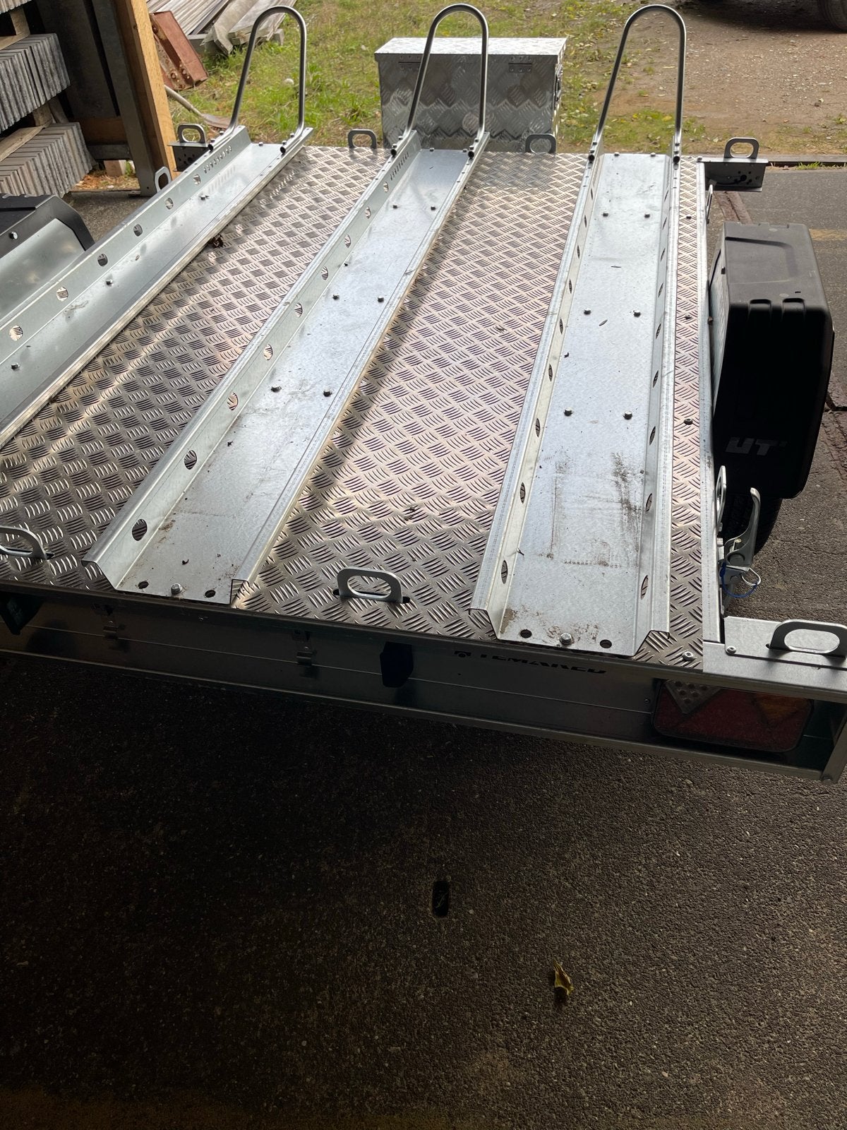 Motortrailer te huur - 35 euro per dag, Ophalen, Zo goed als nieuw