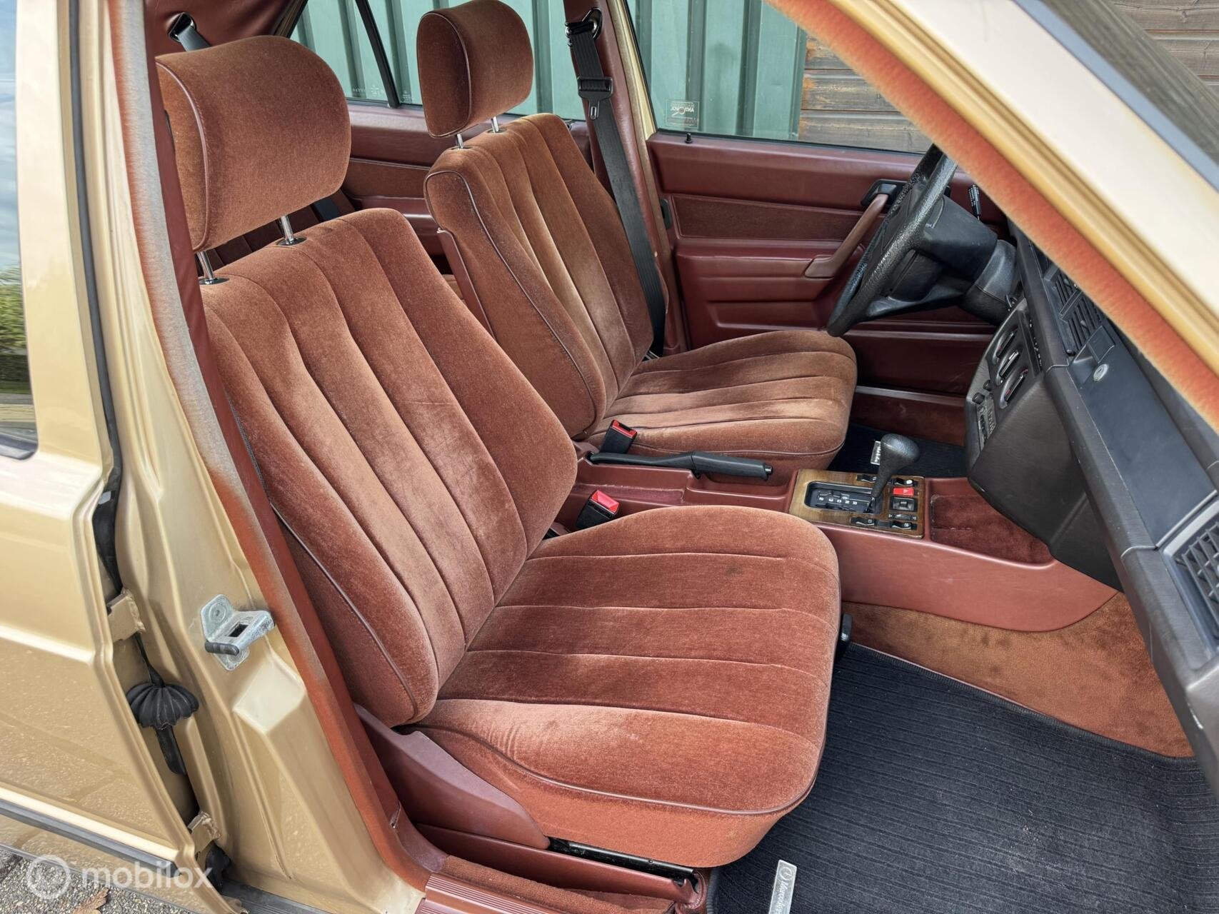 Mercedes-Benz 190-serie 2.0 E AUT Elektr.Ramen Ex.Zwitsers, foto 7