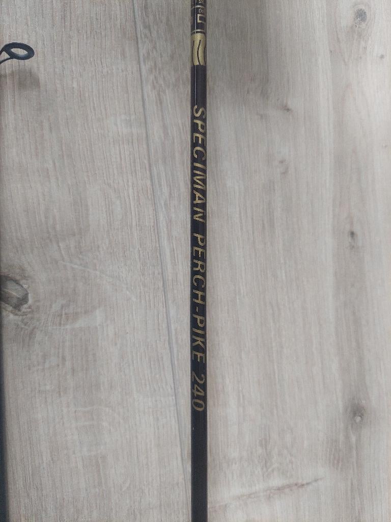 lichte snoek (baars )hengel 2.40m, Ophalen, Nieuw, Werphengel