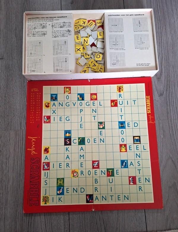 Vintage jeugd Scrabble SIO compleet bordspel retro, Een of twee spelers, Ophalen of Verzenden, Gebruikt