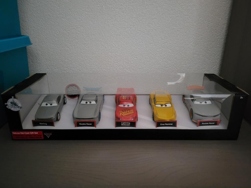 Disney Cars Disneystore Rust Eze Racing Center, Ophalen of Verzenden, Nieuw