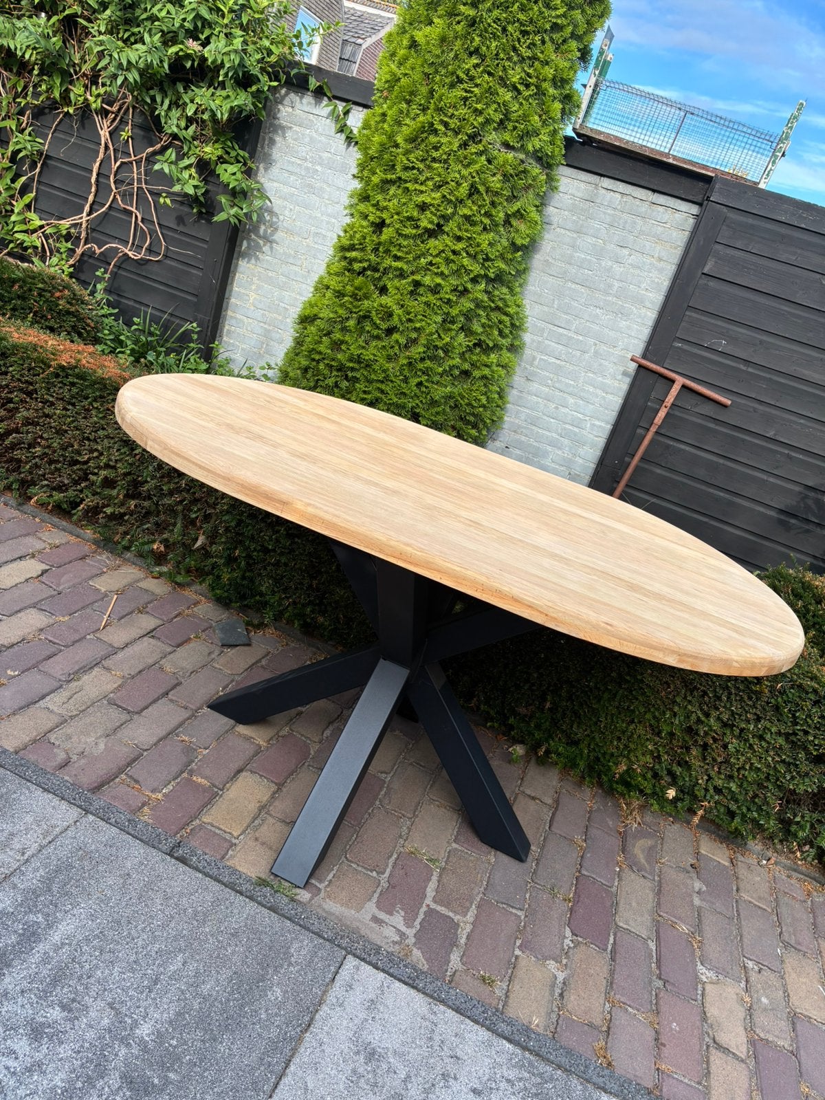 Ovale eettafel, Ophalen, 100 tot 150 cm, Zo goed als nieuw, 150 tot 200 cm