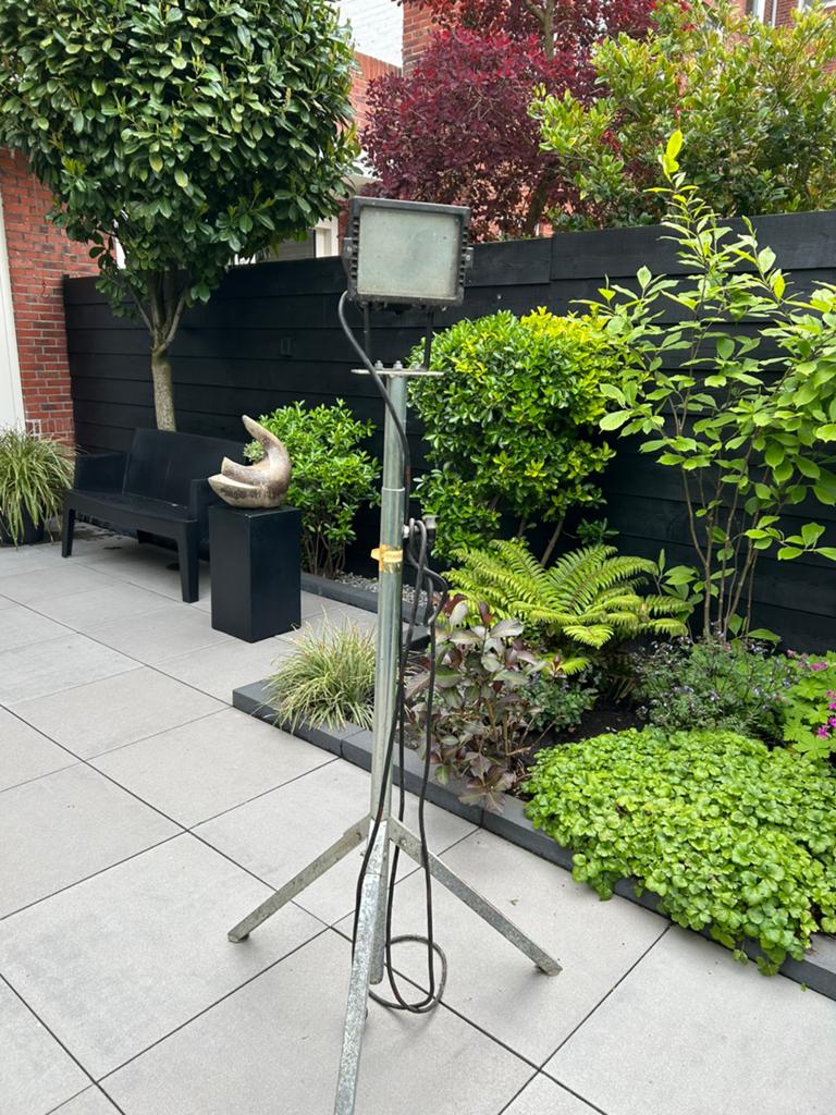 Professionele bouwlamp op statief - Gebruikt, Ophalen, Gebruikt, Met statief, Lamp met armatuur