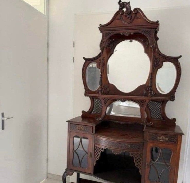 Antieke kaptafel/dressoir met spiegel en houtsnijwerk, Ophalen of Verzenden