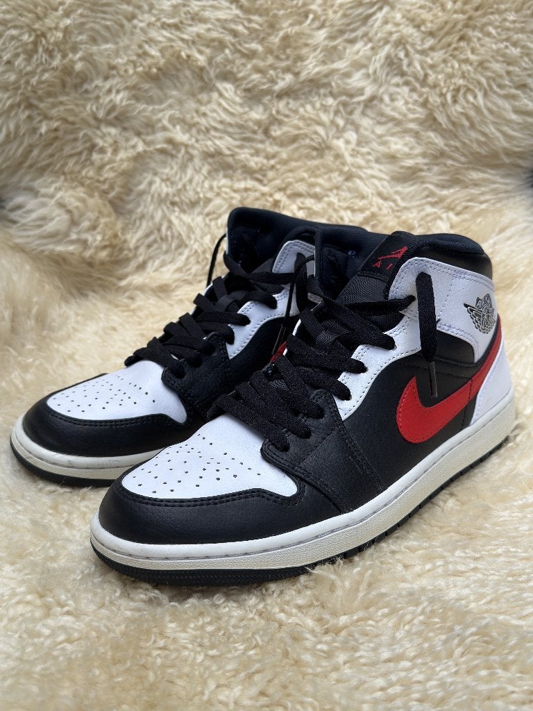 Nike Air Jordan 1 Mid – Gym Red/Black/White –Maat 43 (ZGAN), Ophalen, Zo goed als nieuw, Zwart
