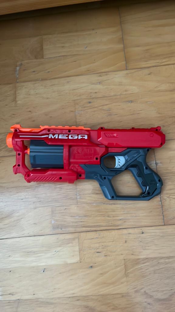 MEGA nerf 0 kogels, Kinderen en Baby's, Speelgoed | Buiten | Actiespeelgoed, Ophalen, Zo goed als nieuw