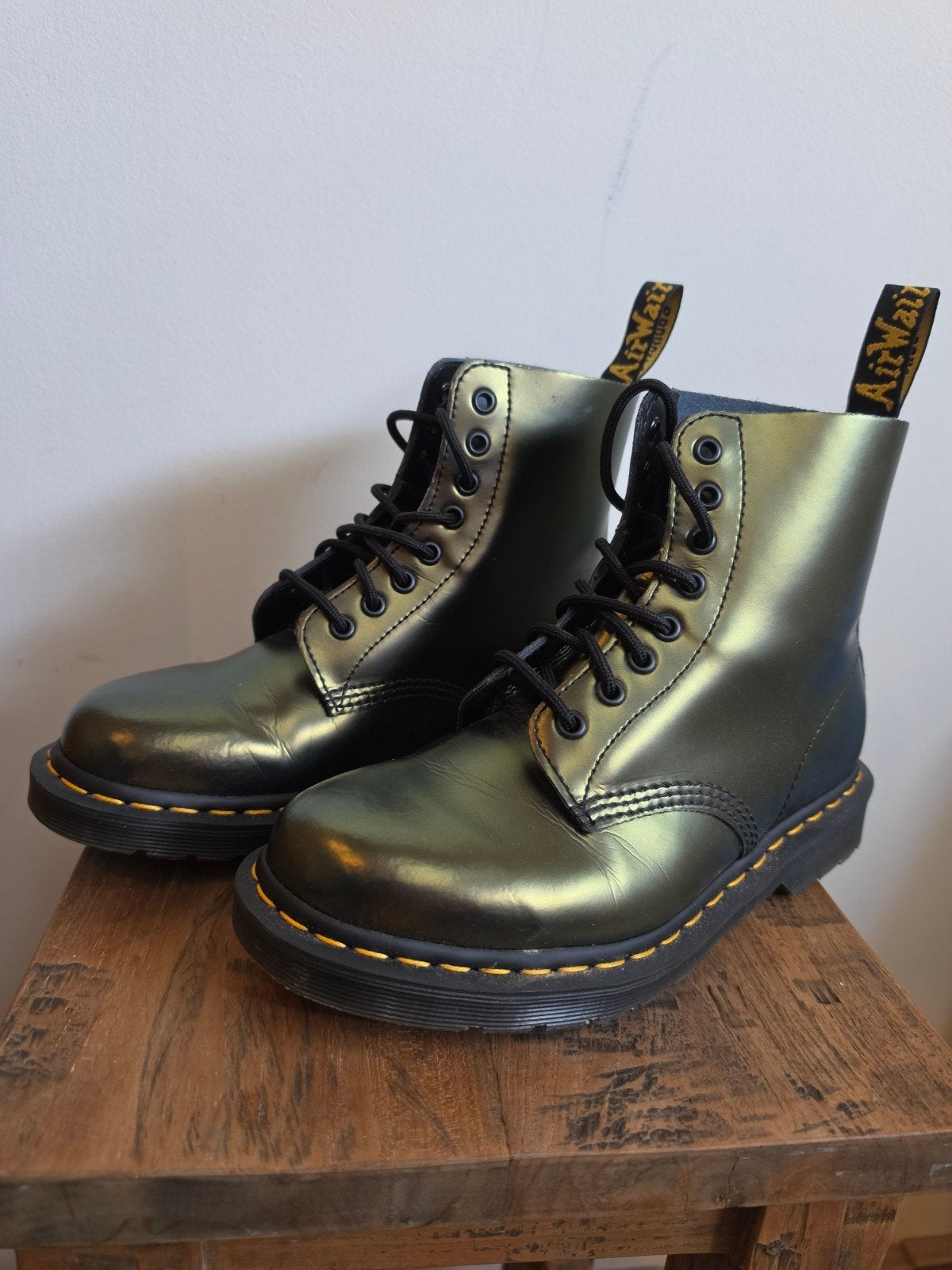 Dr. Martens 1460 Pascal Iridescent Groen Maat 40 z.g.a.n., Kleding | Dames, Lage of Enkellaarzen, Ophalen of Verzenden, Groen