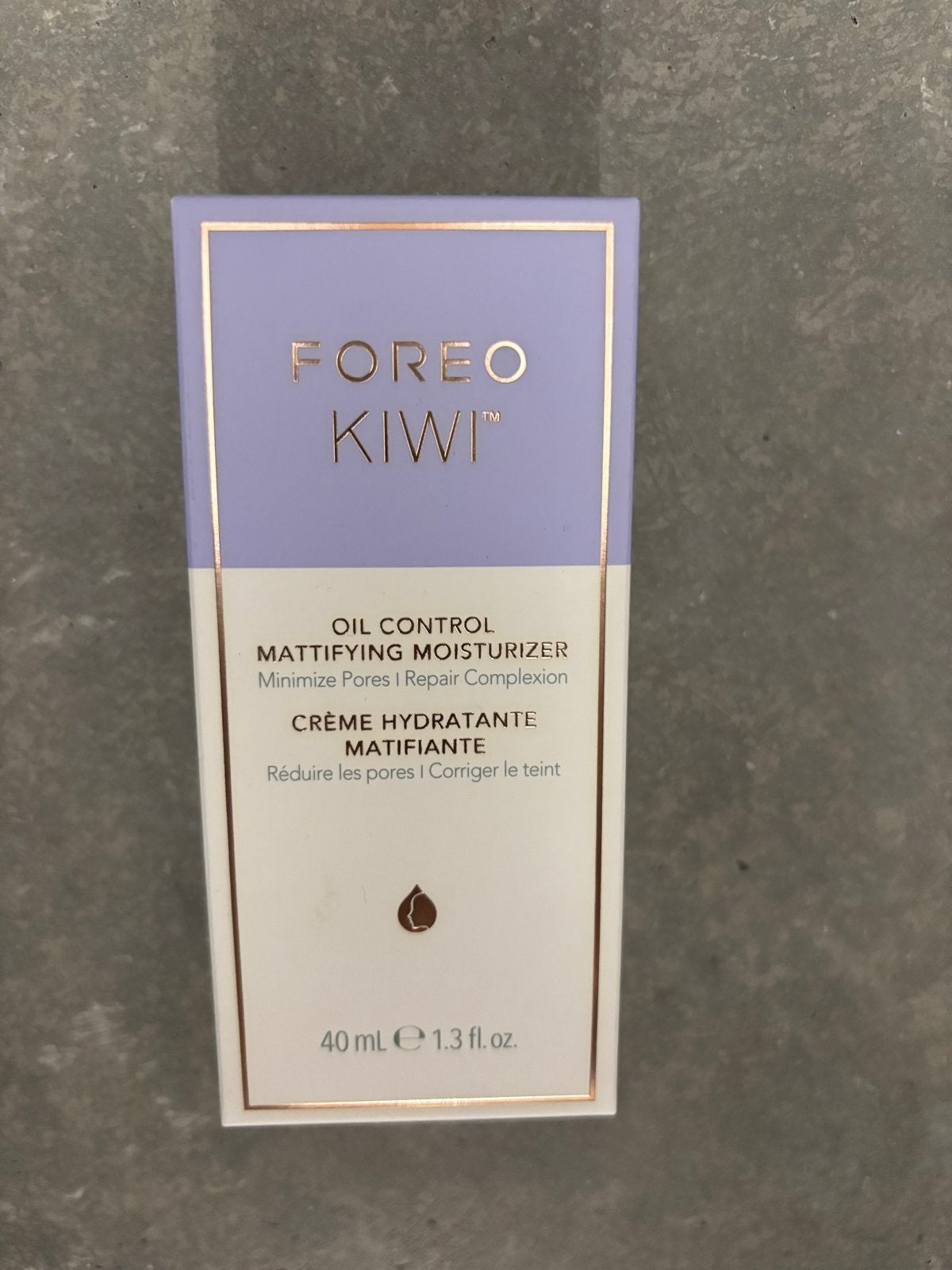 Foreo Kiwi Oil Control Matterende Moisturizer 40ml, Sieraden, Tassen en Uiterlijk, Uiterlijk | Gezichtsverzorging, Ophalen of Verzenden