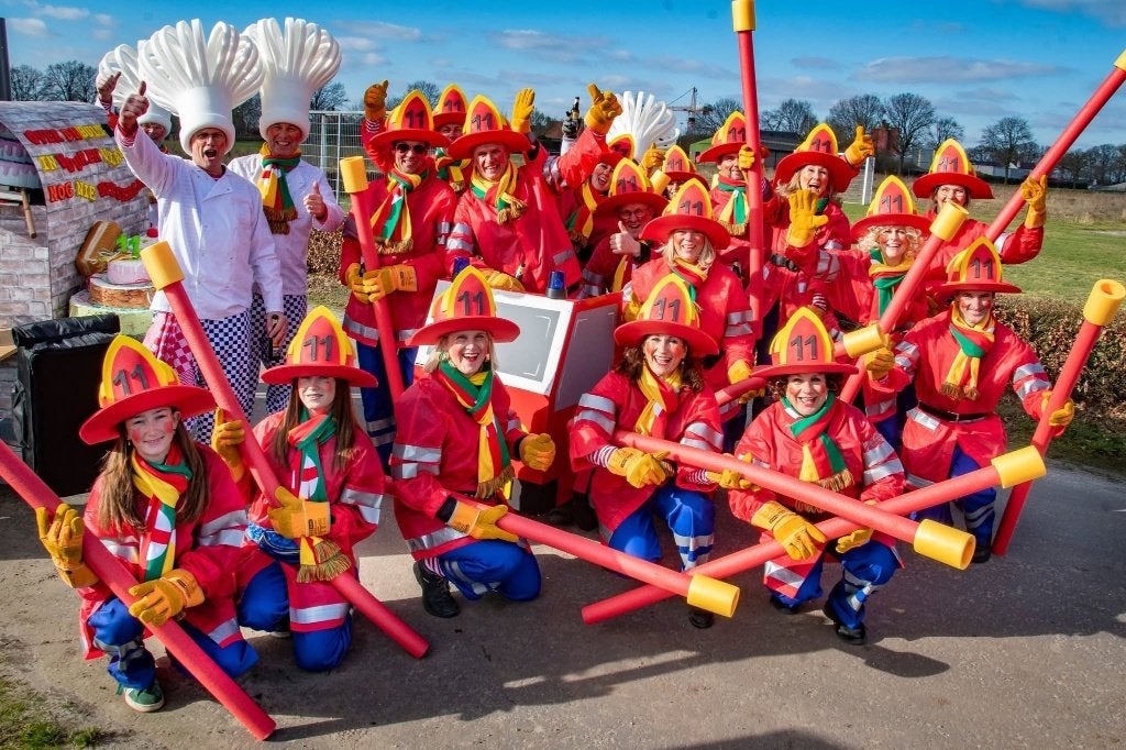 Loopgroep carnaval, Ophalen, Carnaval, Maat 46/48 (XL) of groter, Zo goed als nieuw