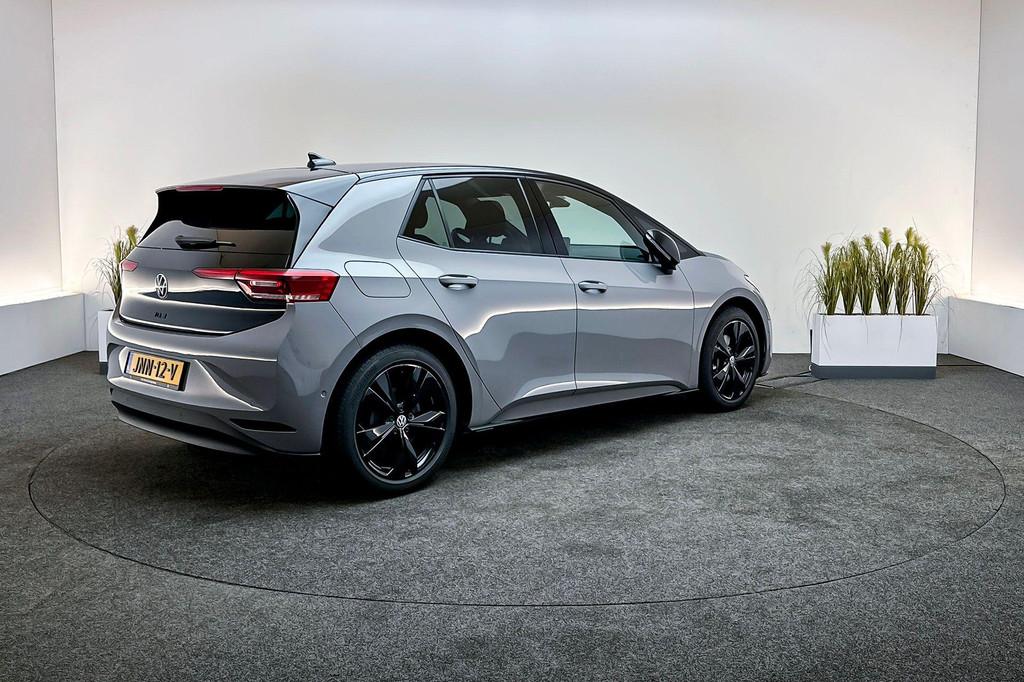 Volkswagen ID.3 Pro Limited Edition 204pk 59 kWh | Matrix LE, Automaat, 59 kWh, ID.3, Grijs