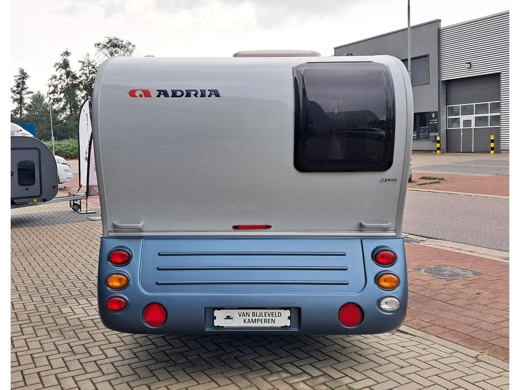 Adria Action 361 LH Lengtebedden, Mover, i.z.g.staat, Caravans en Kamperen, Tot en met 2, Bedrijf, Treinzit, 750 - 1000 kg