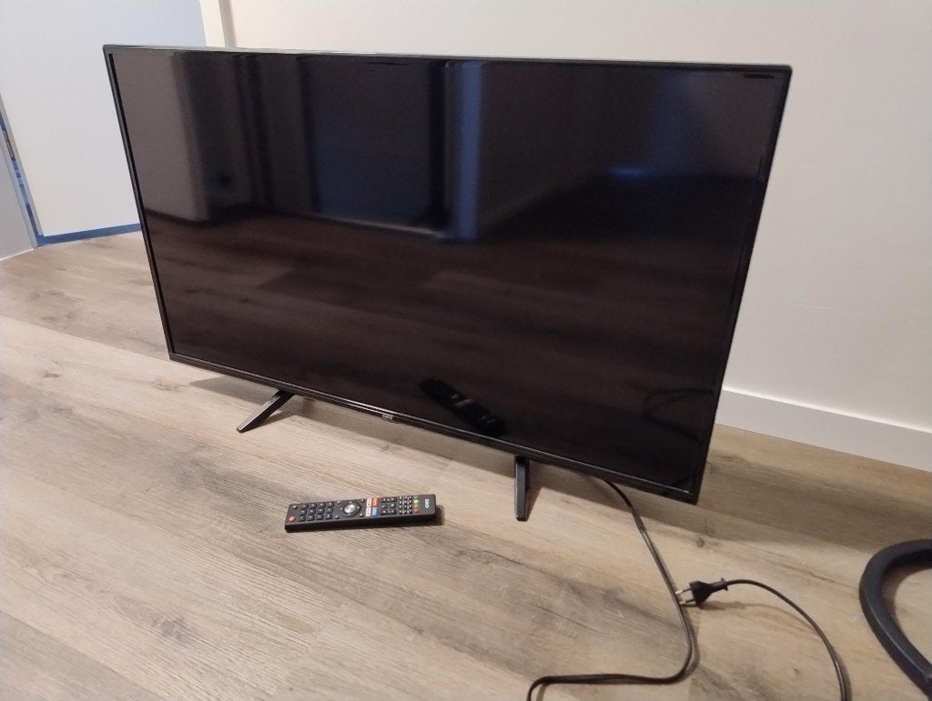 Chiq Android TV 42", Audio, Tv en Foto, Televisies, 50 Hz, HD Ready (720p), 100 cm of meer, Smart TV
