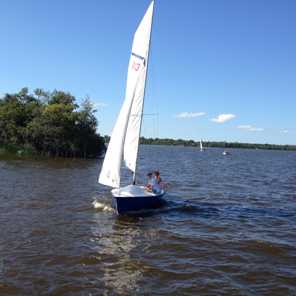 Ef six open zeilboot + 4 pk 4 takt Tohatsu buitenboordmotor, Watersport en Boten, Open zeilboten, Ophalen, Gebruikt, Overige typen