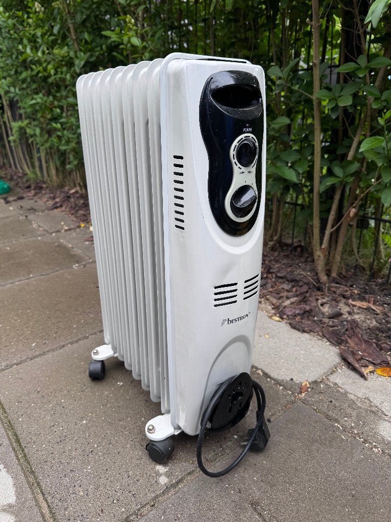 Bestron olieradiator - elektrische kachel op wieltjes, Ophalen, 30 tot 80 cm, Gebruikt, Kachel