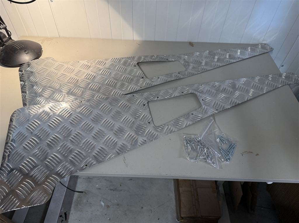 Land Rover Defender 90 110 spatbord bovenkant Checker Plate, Ophalen of Verzenden, Zo goed als nieuw