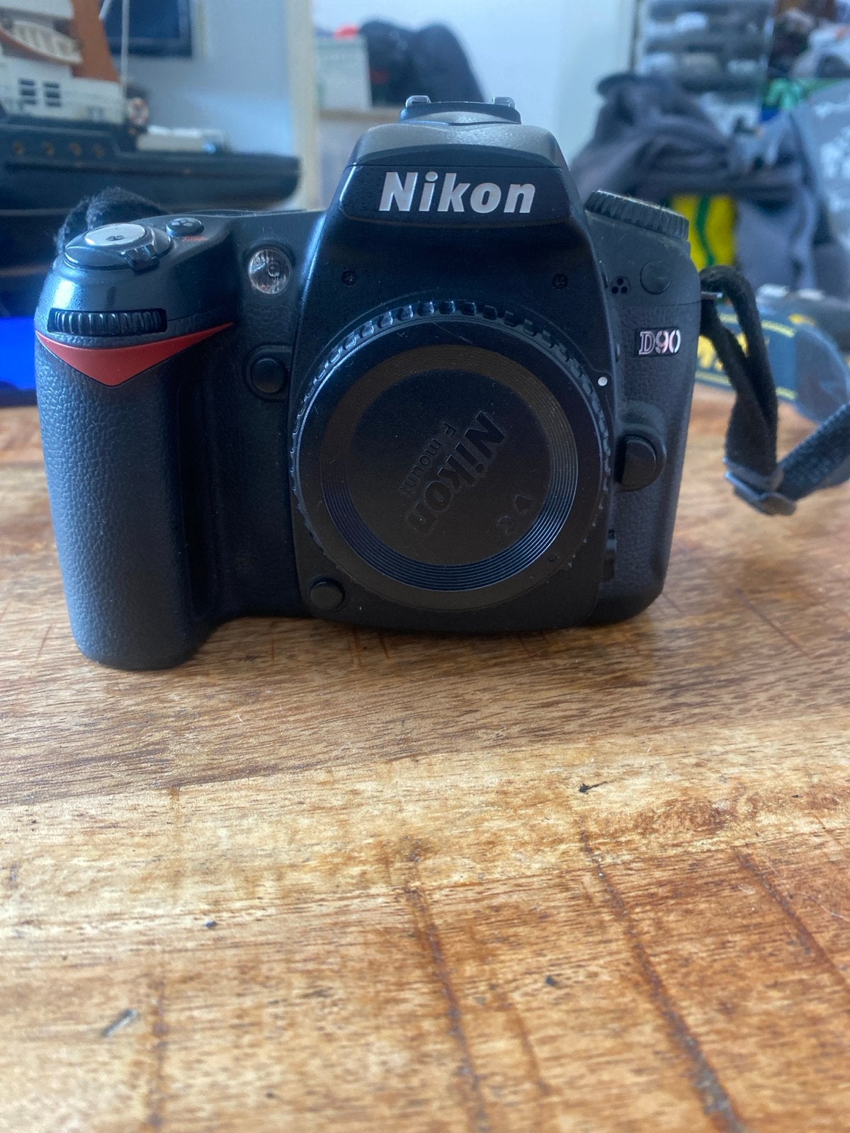 Nikon D90 spiegelreflexcamera - body, Ingebouwde flitser, Bodydop, Gebruikt, Spiegelreflex