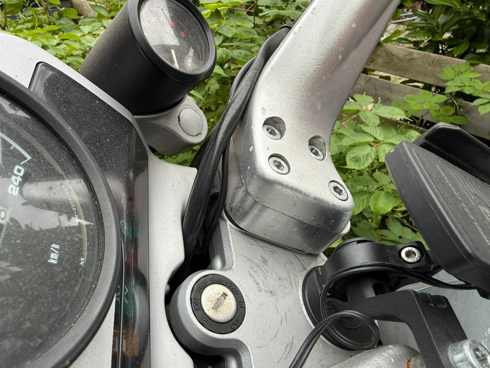 Stuurverhogers BMW R850 en R1100 inclusief langere bouten, Motoren, Ophalen, Gebruikt