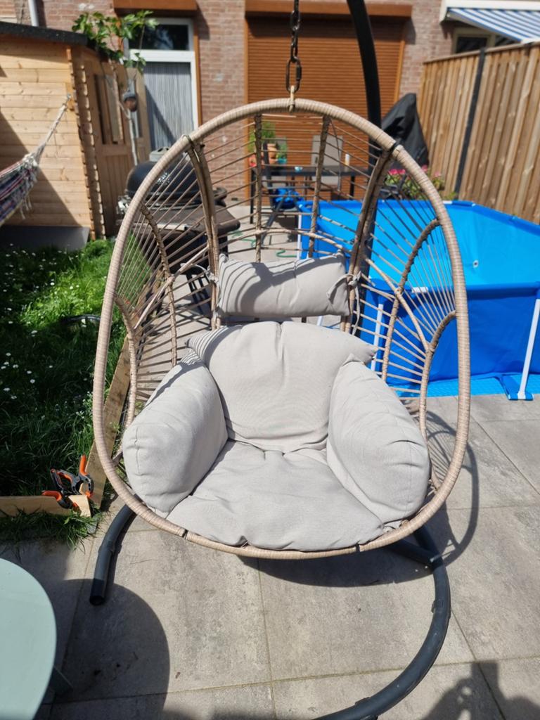 Comfortabele hangstoel met kussen voor buiten, Ophalen, Gebruikt