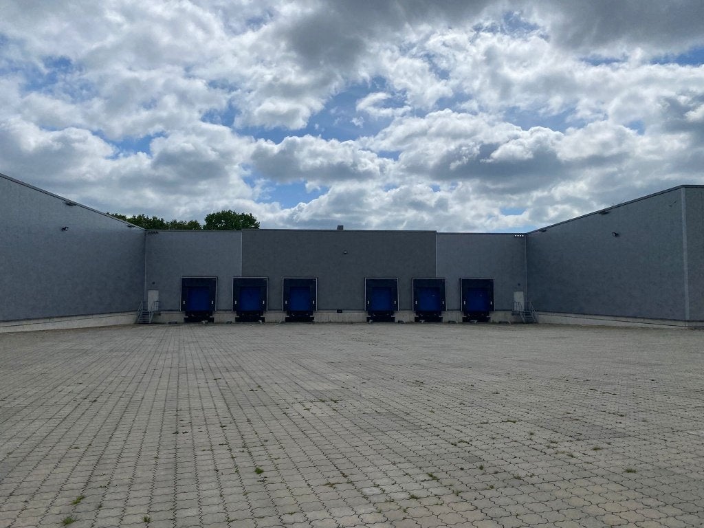 BEDRIJFSHAL TE HUUR VOOR OPSLAG & LOGISTIEK, 3950 m², Huur, Opslag of Loods