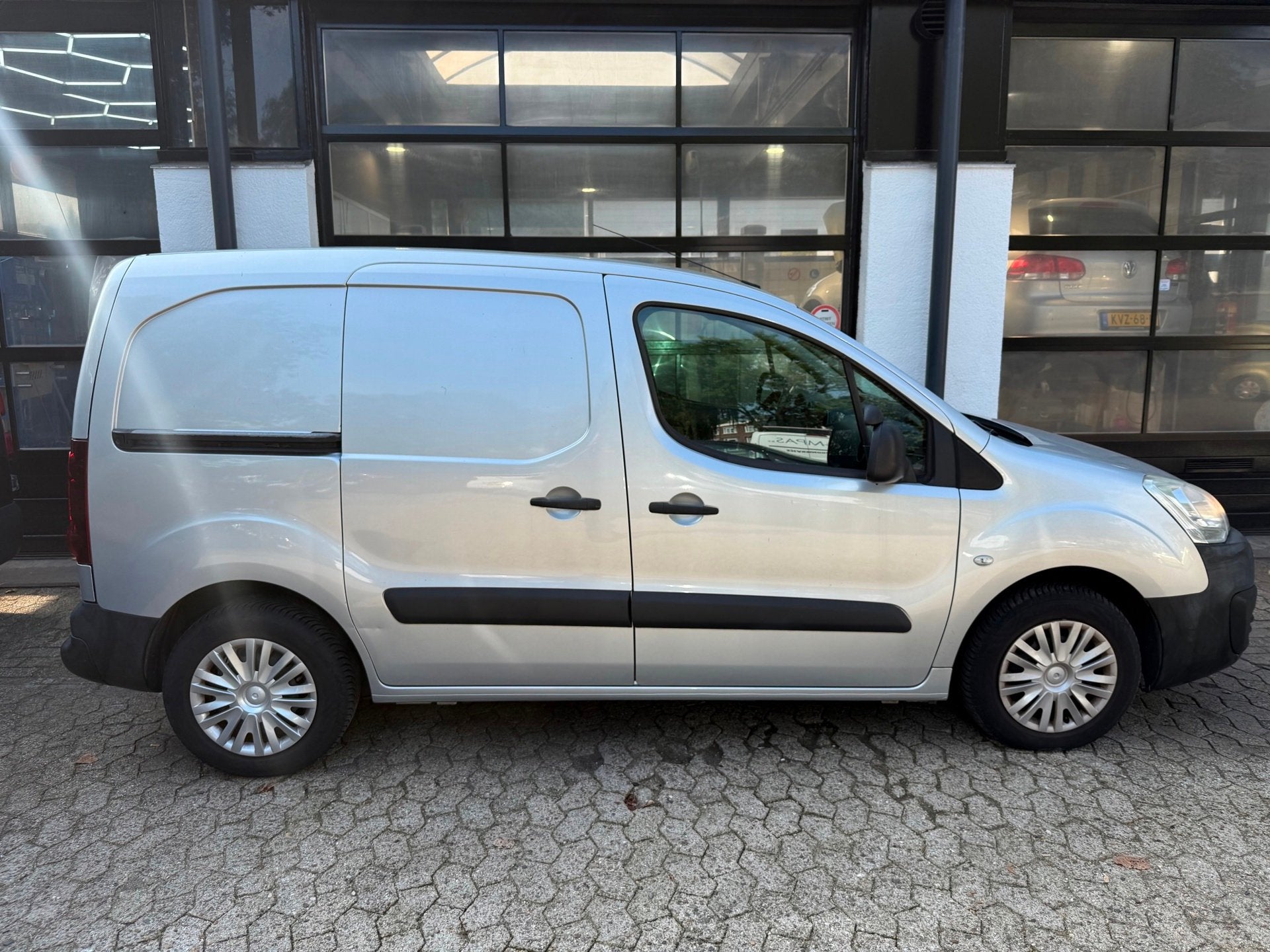 Peugeot Partner 120 1.6 BlueHDi 75 L1 XR, Auto's, Voorwielaandrijving, Stof, Gebruikt, 4 cilinders