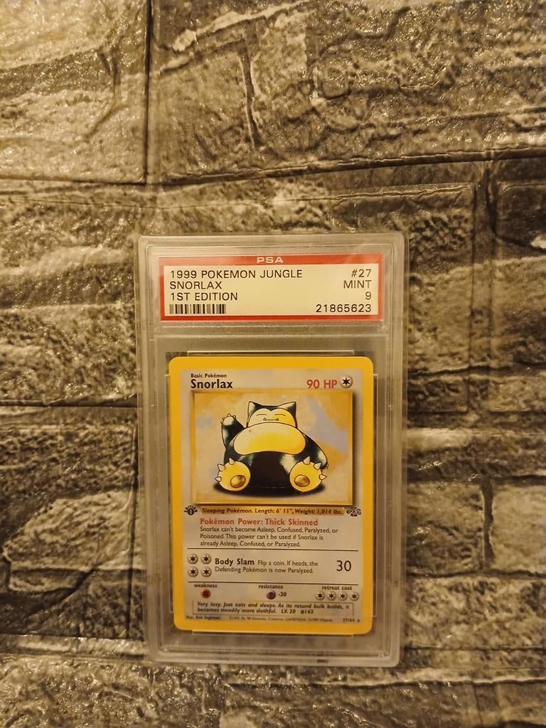 PSA 9 MINT Snorlax 1st Edition Jungle Pokémon Kaart, Ophalen of Verzenden, Zo goed als nieuw, Losse kaart
