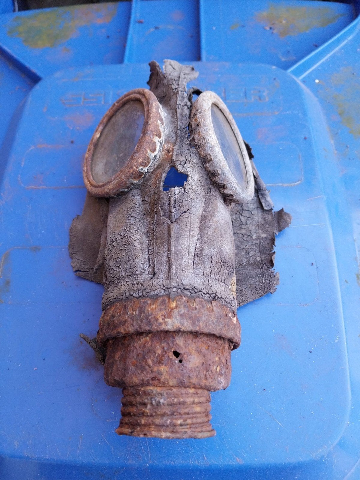 Gasmasker vondst, Ophalen of Verzenden, Amerika, Embleem of Badge