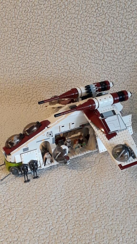 Lego Star Wars 75021 Republic Gunship helemaal compleet, Ophalen of Verzenden, Zo goed als nieuw