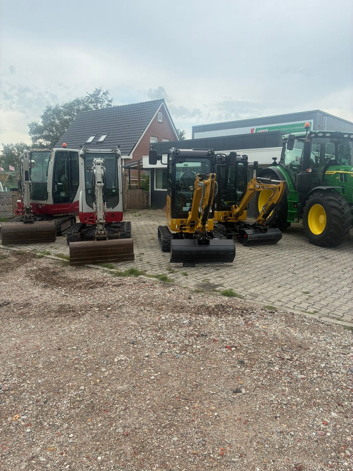 Divverse minigravers te koop, Zakelijke goederen, Machines en Bouw | Kranen en Graafmachines, Ophalen, Graafmachine