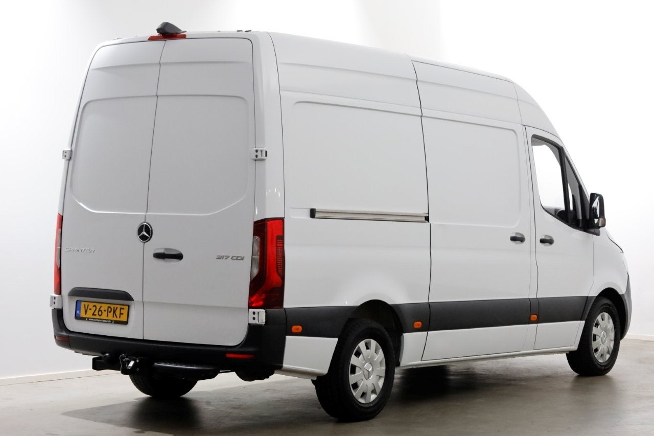 Mercedes-Benz Sprinter 317 CDI 170pk RWD L2H2 LED/Airco/Came, Achterwielaandrijving, Gebruikt, Euro 6, 4 cilinders