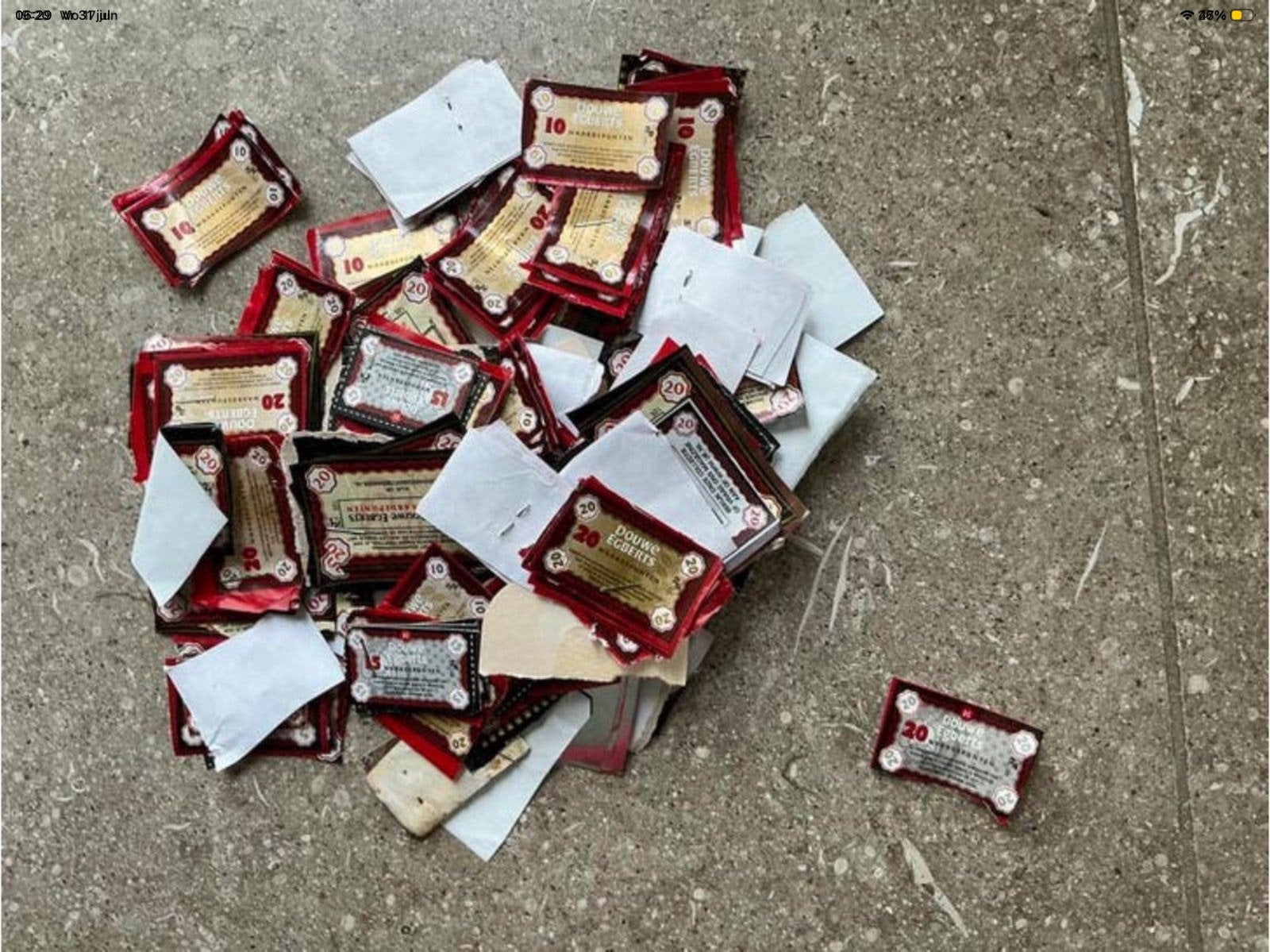 Douwe Egberts punten/bonnen - per 1000 punten € 3,00 (KWF), Ophalen of Verzenden, Koffie of Thee, Zegels, Bonnen of Punten