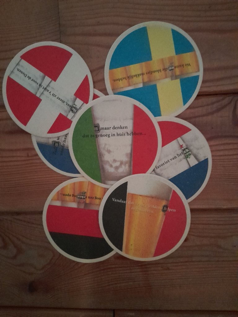 bierviltjes en bier reclame blikken, Ophalen, Zo goed als nieuw